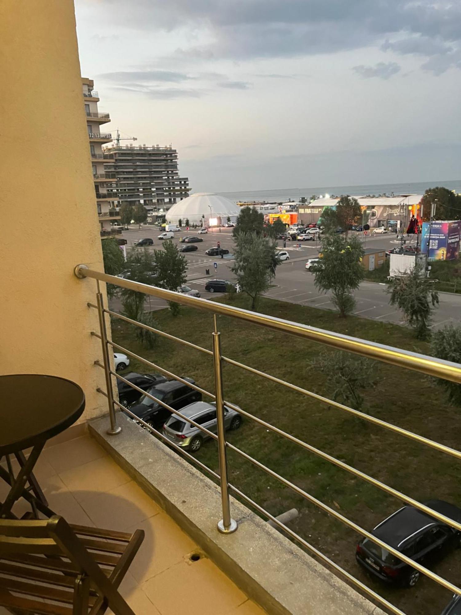 Fratellyvibe Mamaia Exterior foto