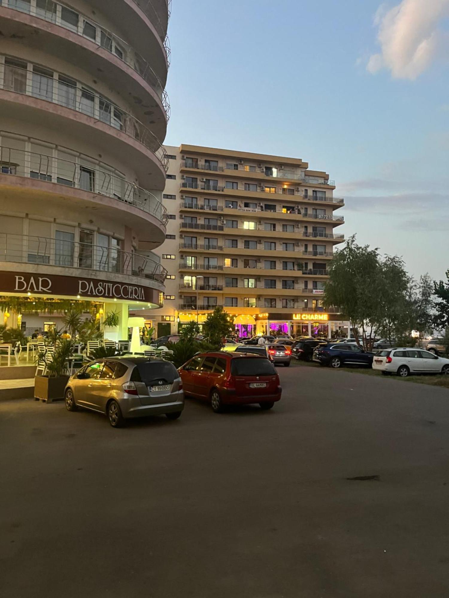 Fratellyvibe Mamaia Exterior foto
